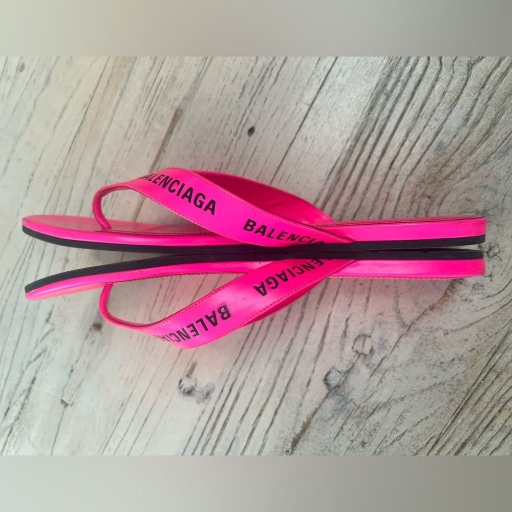 Balenciaga Neon Pink Women's Sandals thong size 39 - Picture 8 of 12